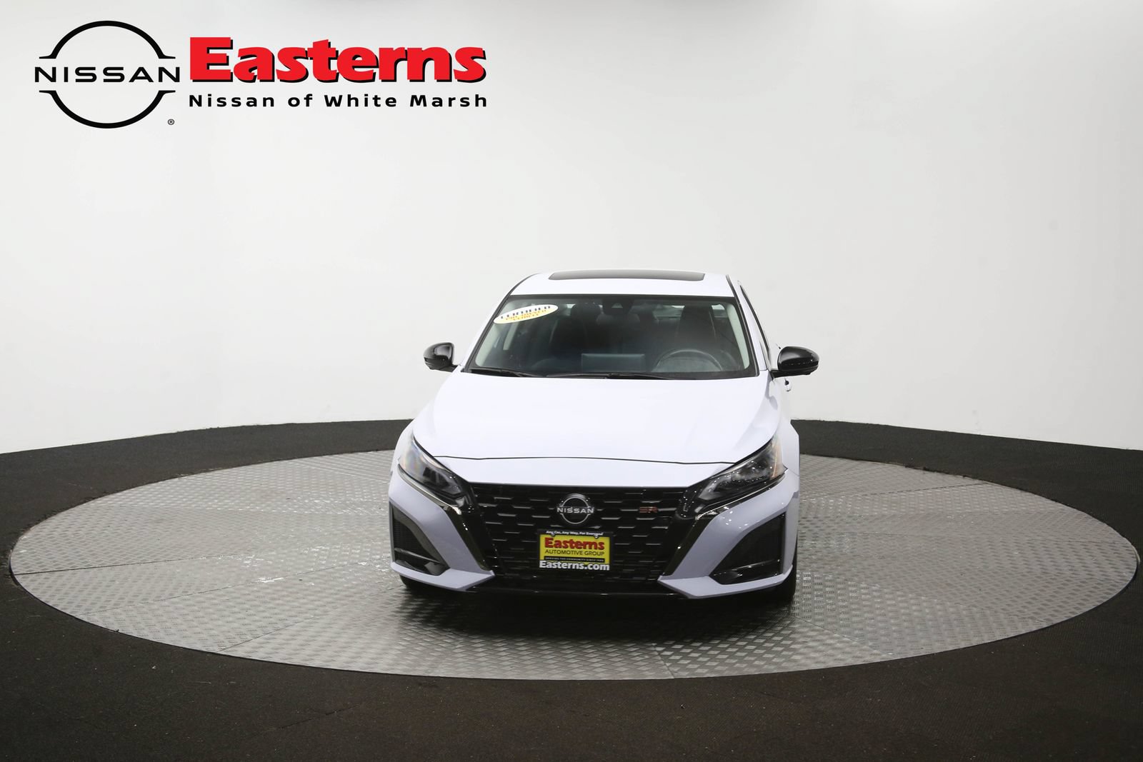 Used 2023 Nissan Altima 2.0 SR FWD image 52
