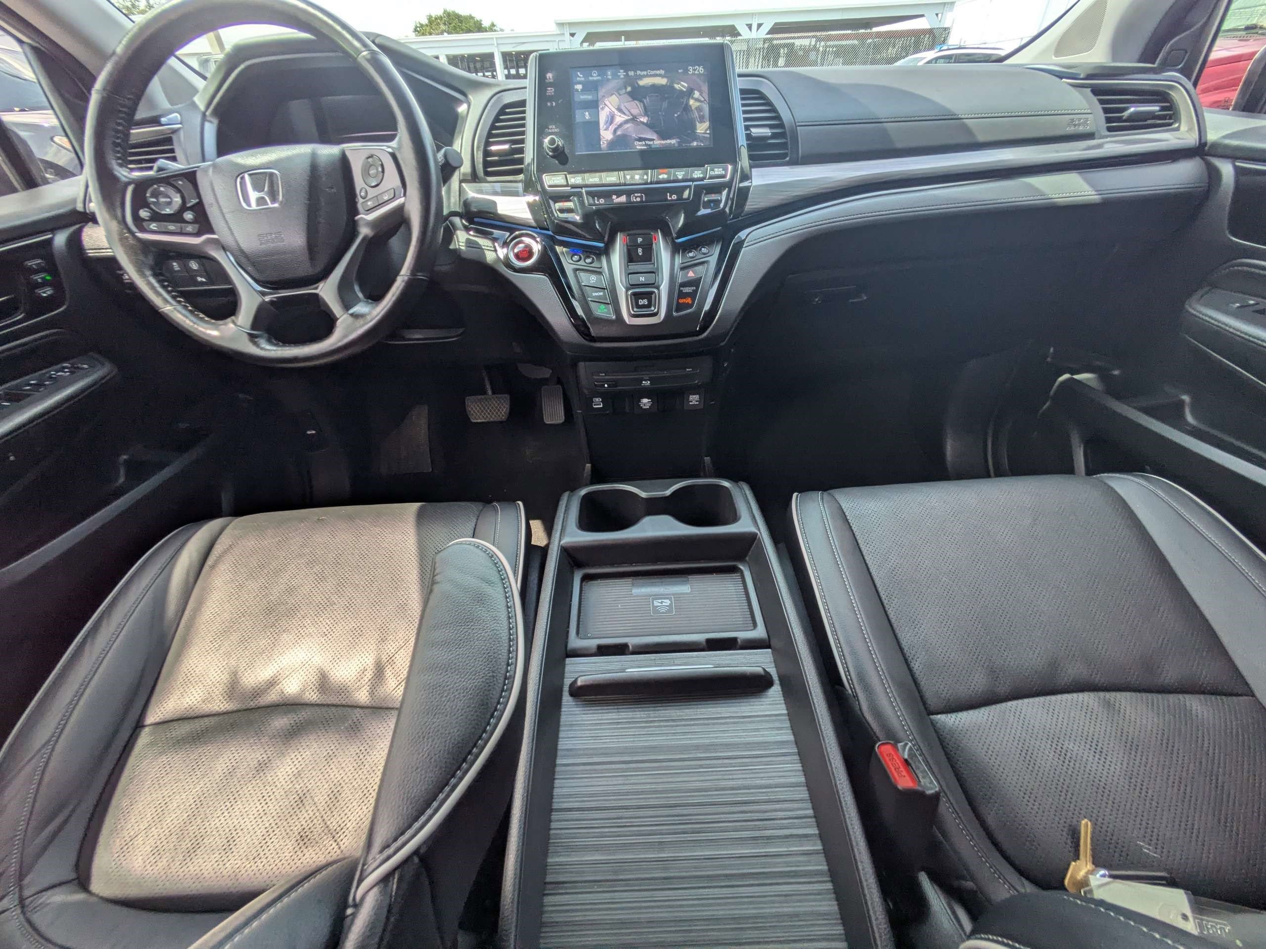 Used 2024 Honda Odyssey Elite image 14