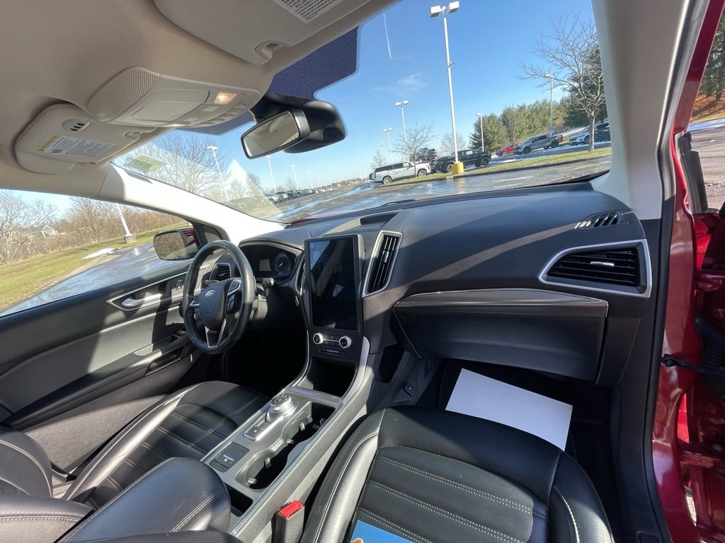 Used 2022 Ford Edge SEL w/ Convenience Package image 10