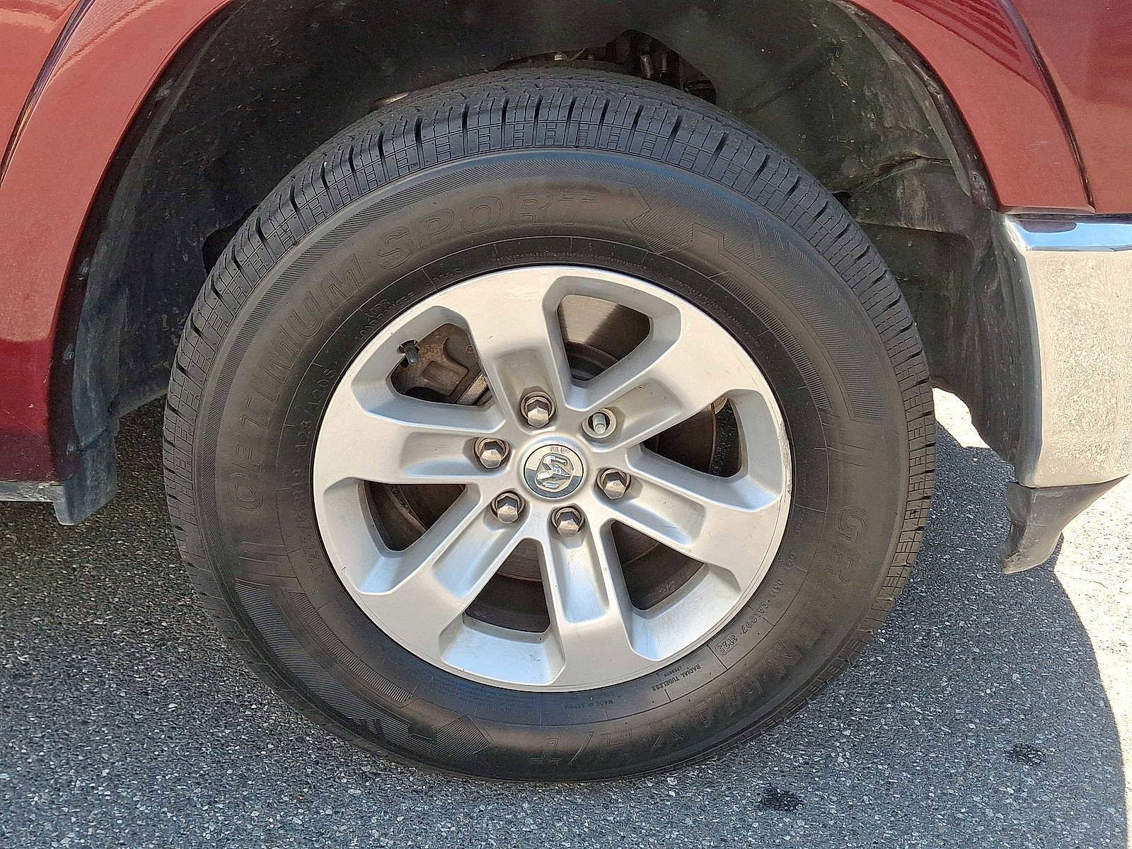 Used 2019 RAM 1500 Laramie AWD/4WD image 27