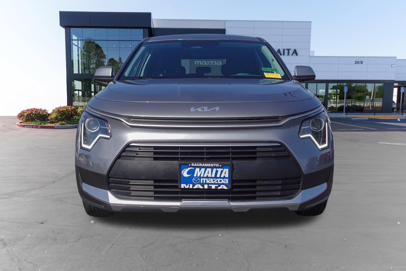 Used 2025 Kia Niro LX FWD image 8