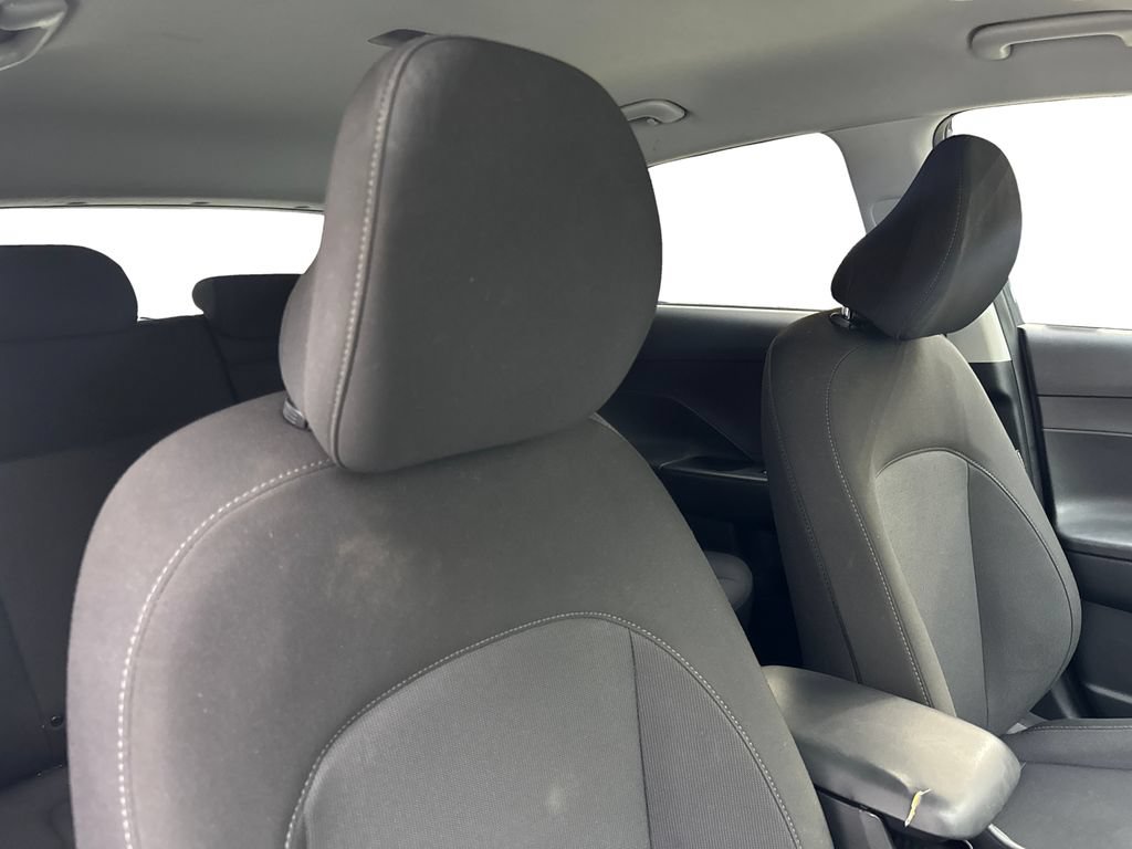 Used 2024 Hyundai Kona SEL AWD/4WD image 44