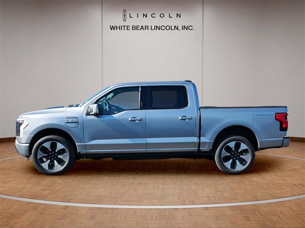 Used 2023 Ford F150 Lightning Platinum image 8