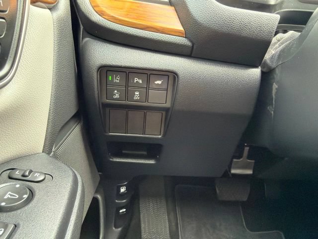 Used 2022 Honda CR-V Touring image 14