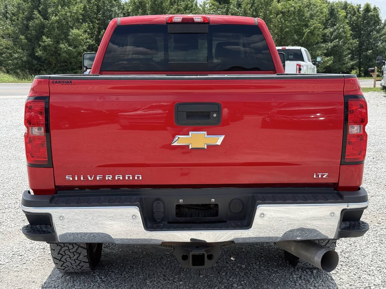 Used 2018 Chevrolet Silverado 2500 LTZ w/ Duramax Plus Package AWD/4WD image 4
