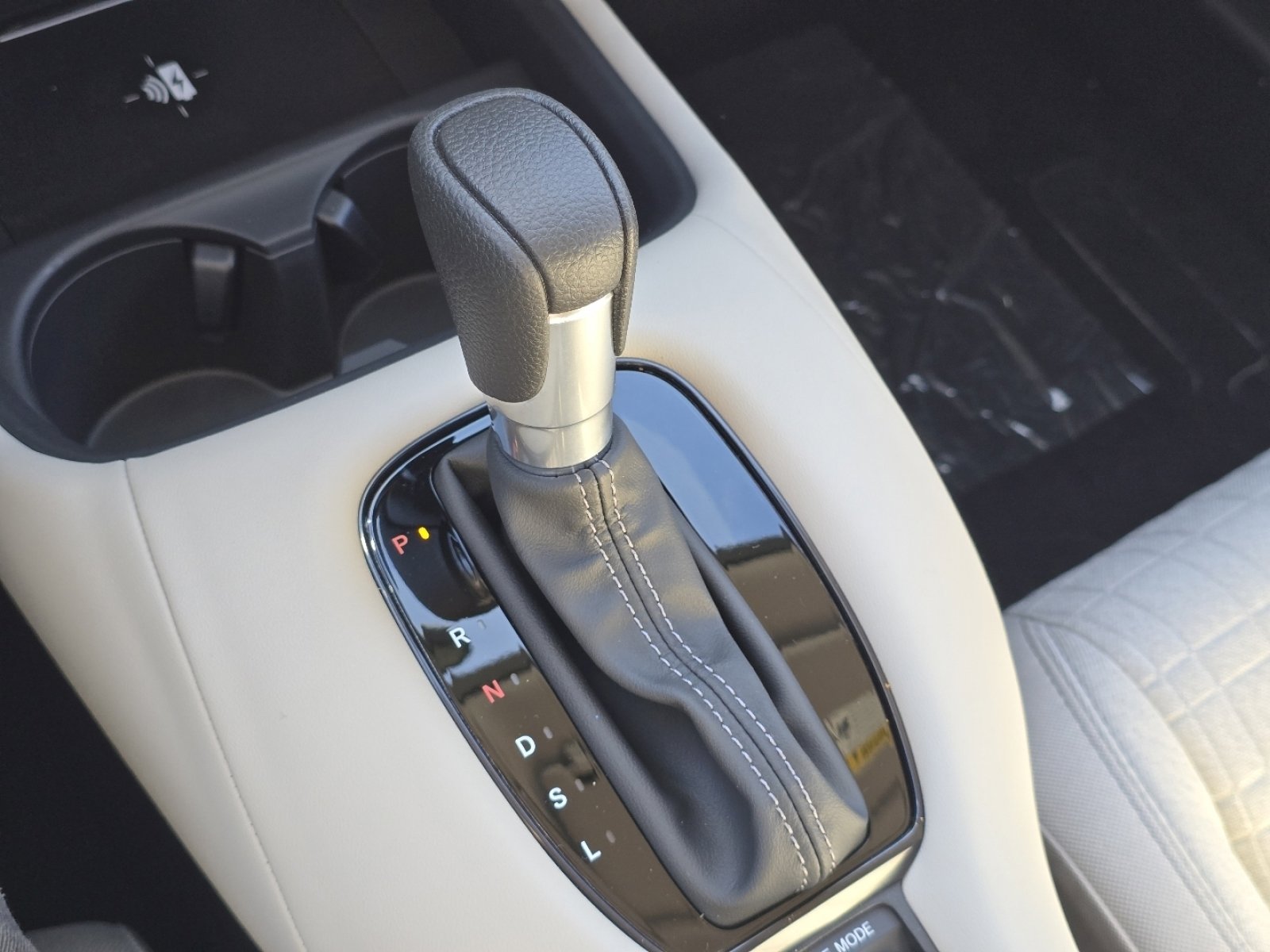 New 2026 Honda HR-V LX image 30