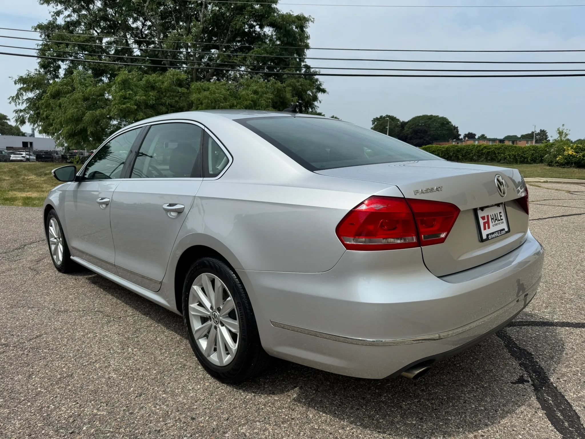 Used 2012 Volkswagen Passat 2.5 SEL Premium FWD image 7