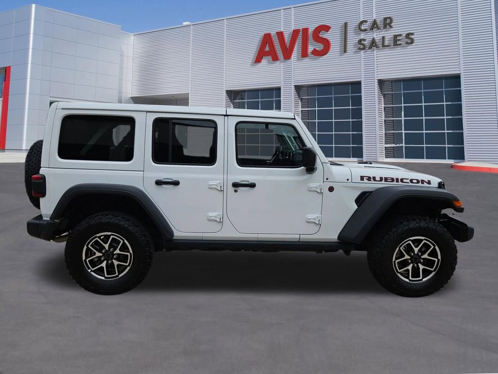 Used 2025 Jeep Wrangler Unlimited Rubicon AWD/4WD image 7
