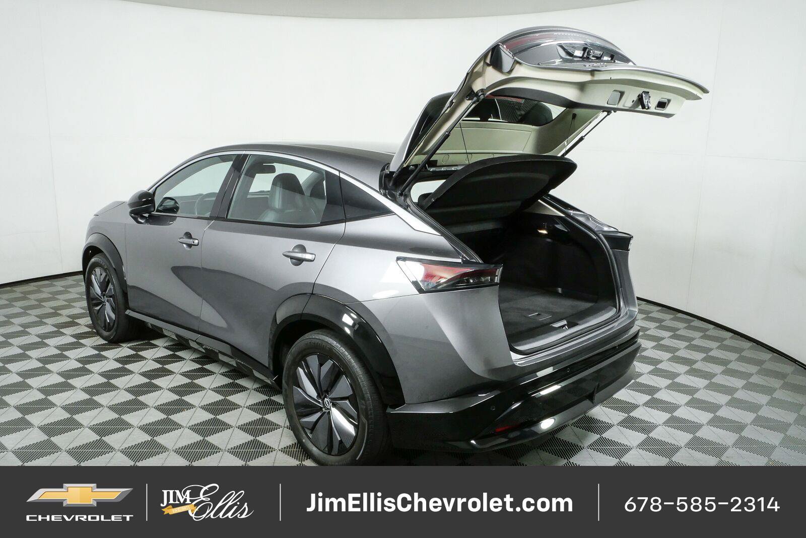 Used 2023 Nissan Ariya FWD image 32