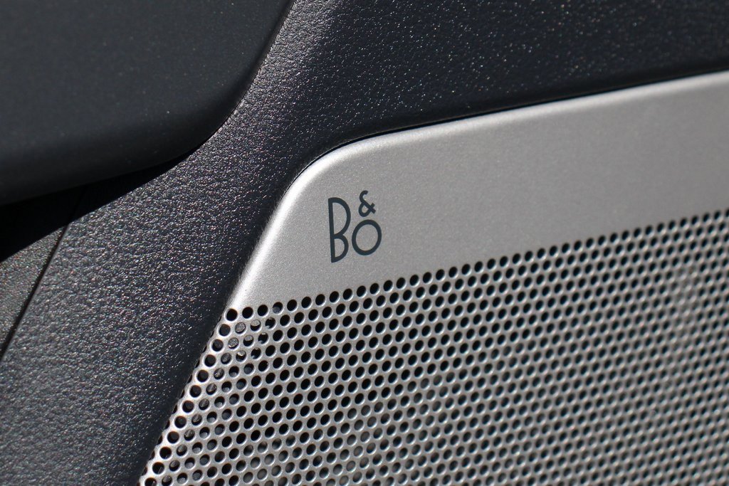 Used 2023 Ford F250 Lariat w/ Black Appearance Package image 18