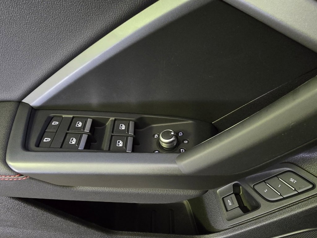 New 2025 Audi Q3 2.0T Premium Plus image 9