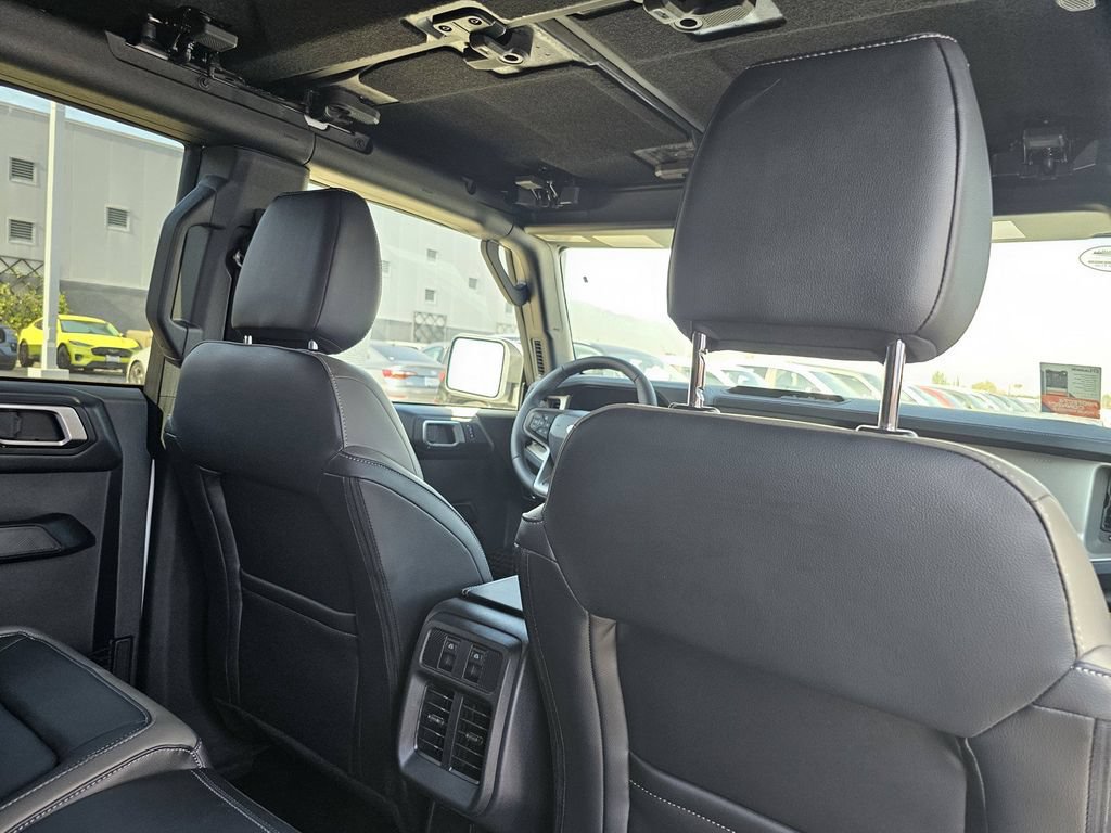 New 2026 Ford Bronco Outer Banks AWD/4WD image 15
