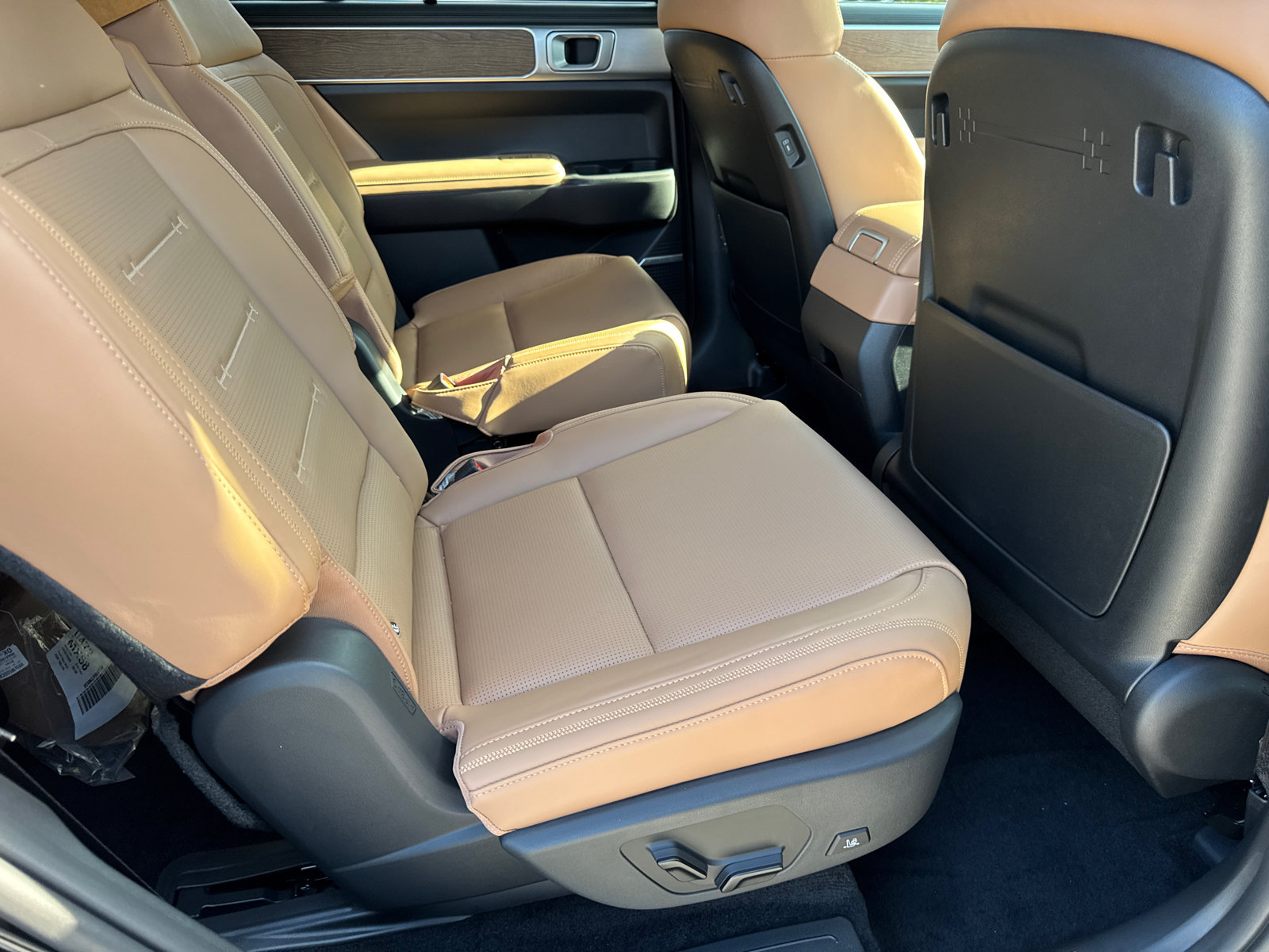 New 2026 Hyundai Santa Fe Calligraphy FWD image 16