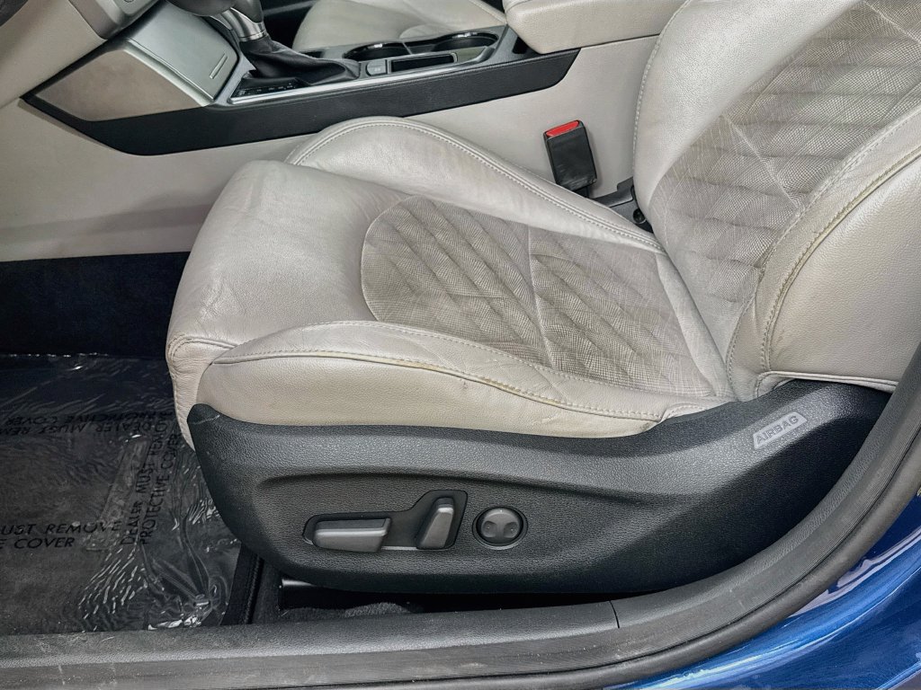 Used 2015 Hyundai Sonata Sport w/ Option Group 04 FWD image 23