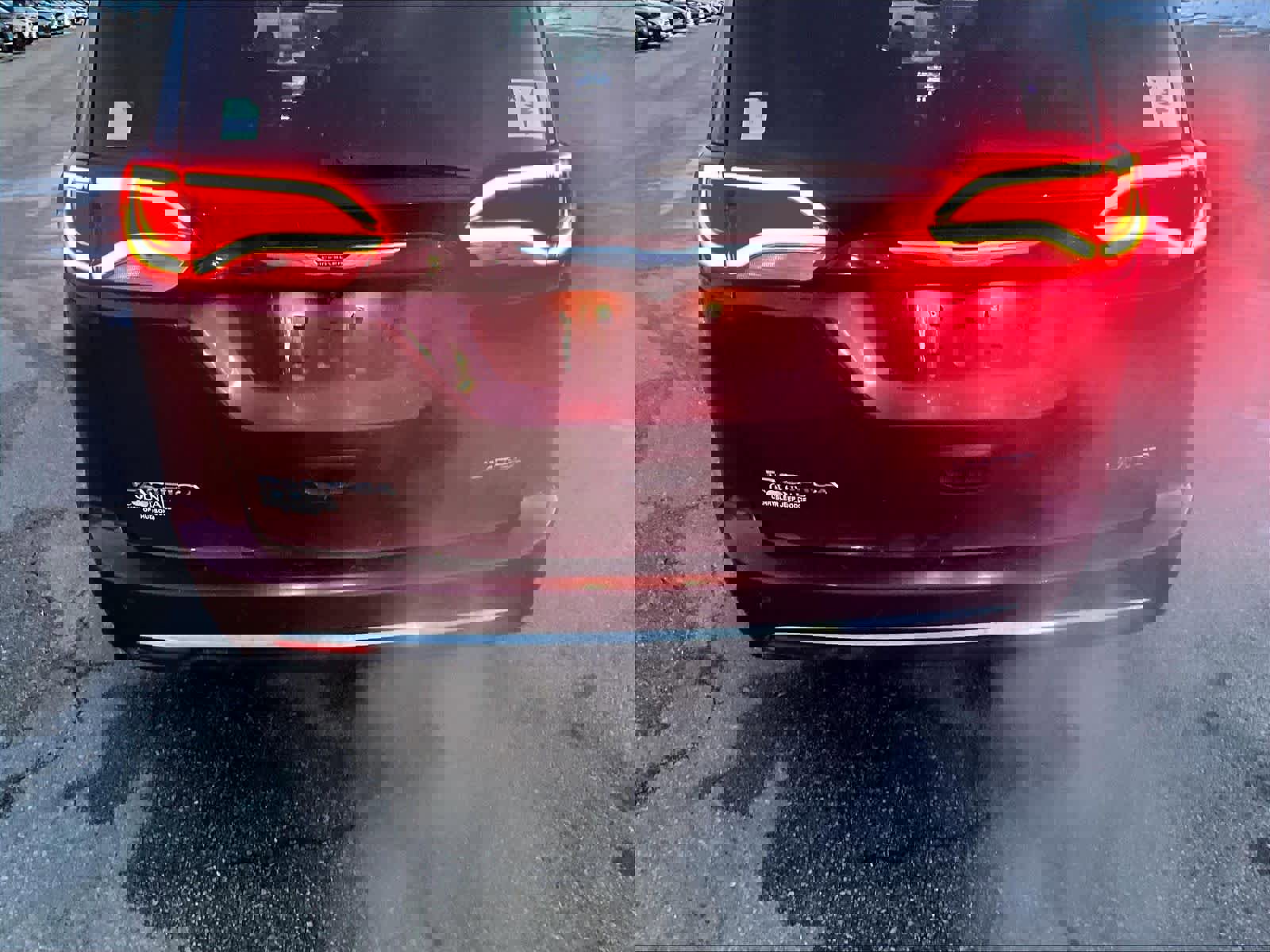 Used 2018 Chrysler Pacifica Limited image 7