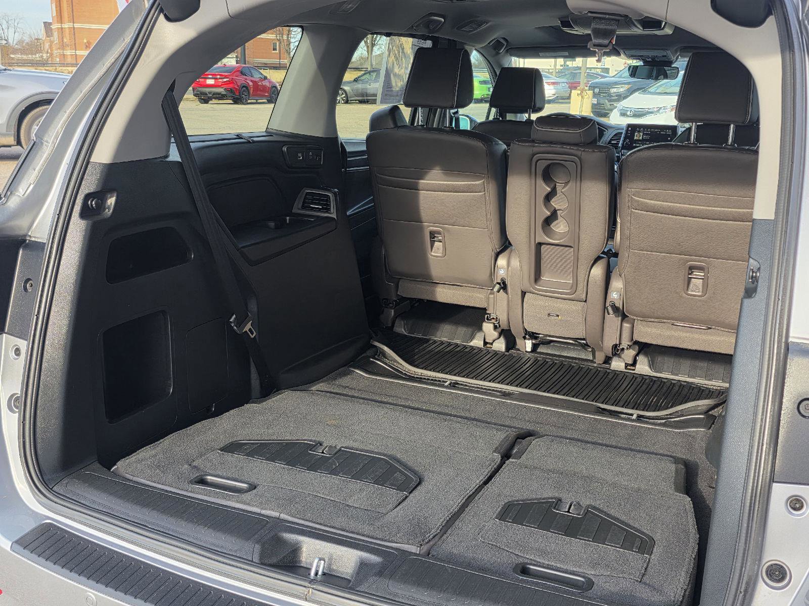 Used 2023 Honda Odyssey Elite image 34