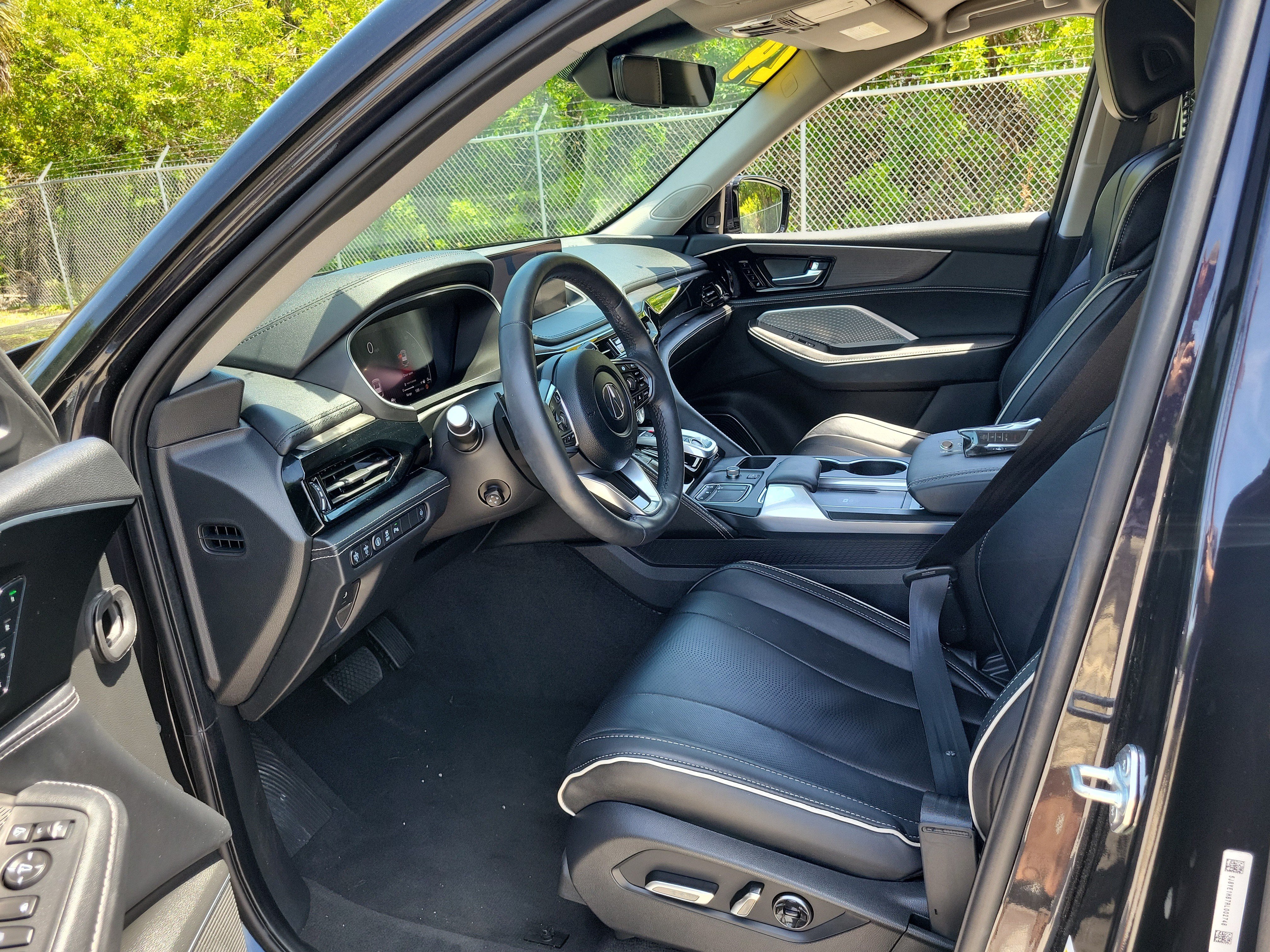 Certified 2024 Acura MDX w/ Advance Package AWD/4WD image 16