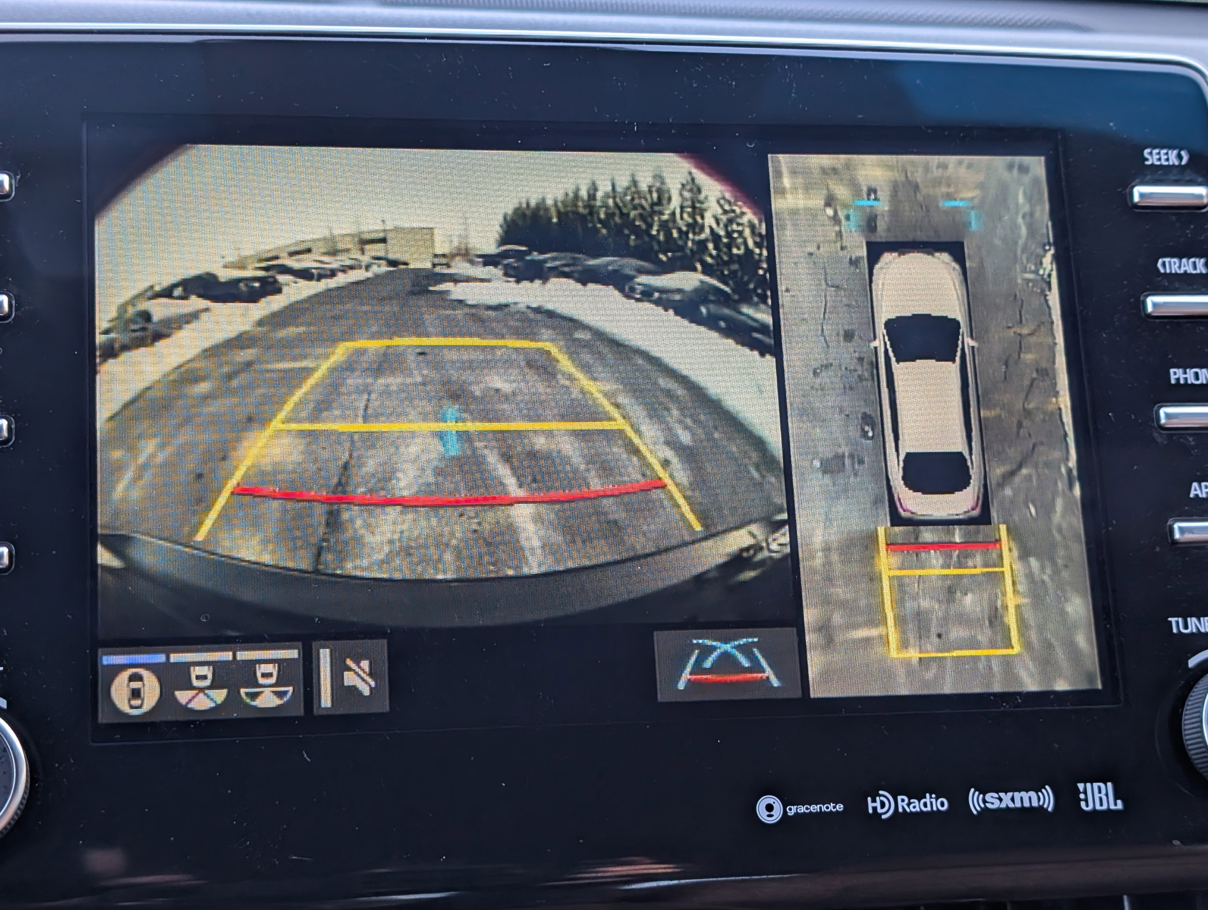 Used 2019 Toyota Avalon Limited w/ Advanced Safety Package image 29