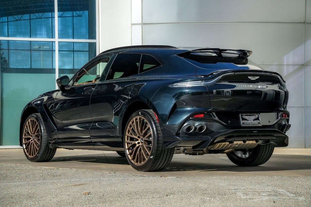 New 2026 Aston Martin DBX 707 image 10