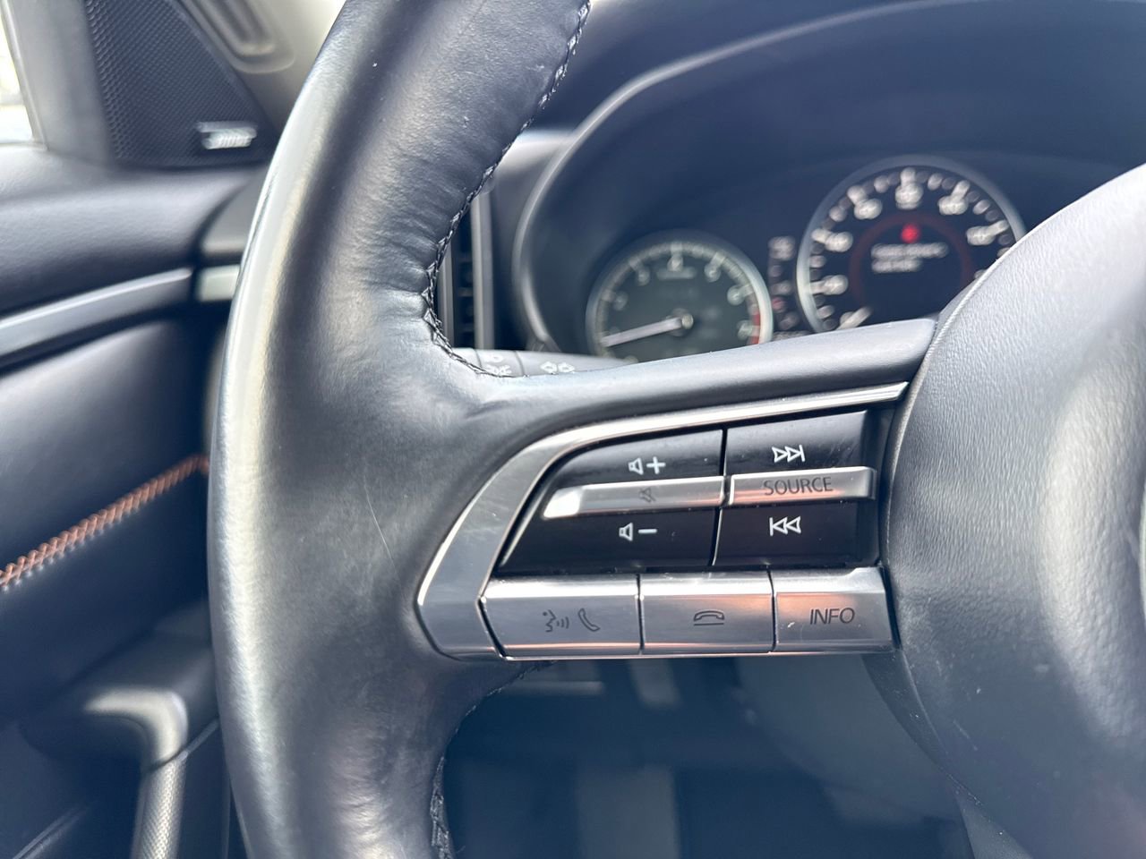 Used 2023 MAZDA CX-50 AWD 2.5 S w/ Premium Package image 30