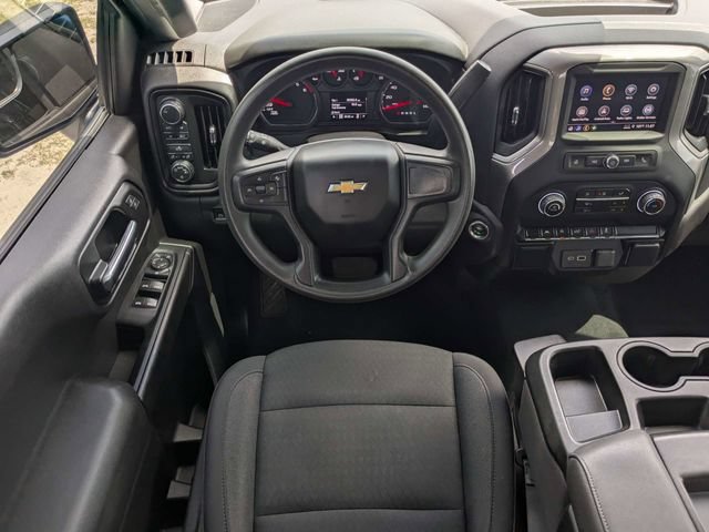 Used 2024 Chevrolet Silverado 1500 Custom w/ Turbomax Blackout Package AWD/4WD image 15
