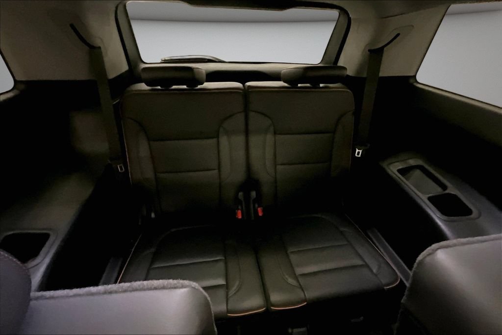 Used 2023 GMC Acadia AT4 w/ Technology Package AWD/4WD image 26