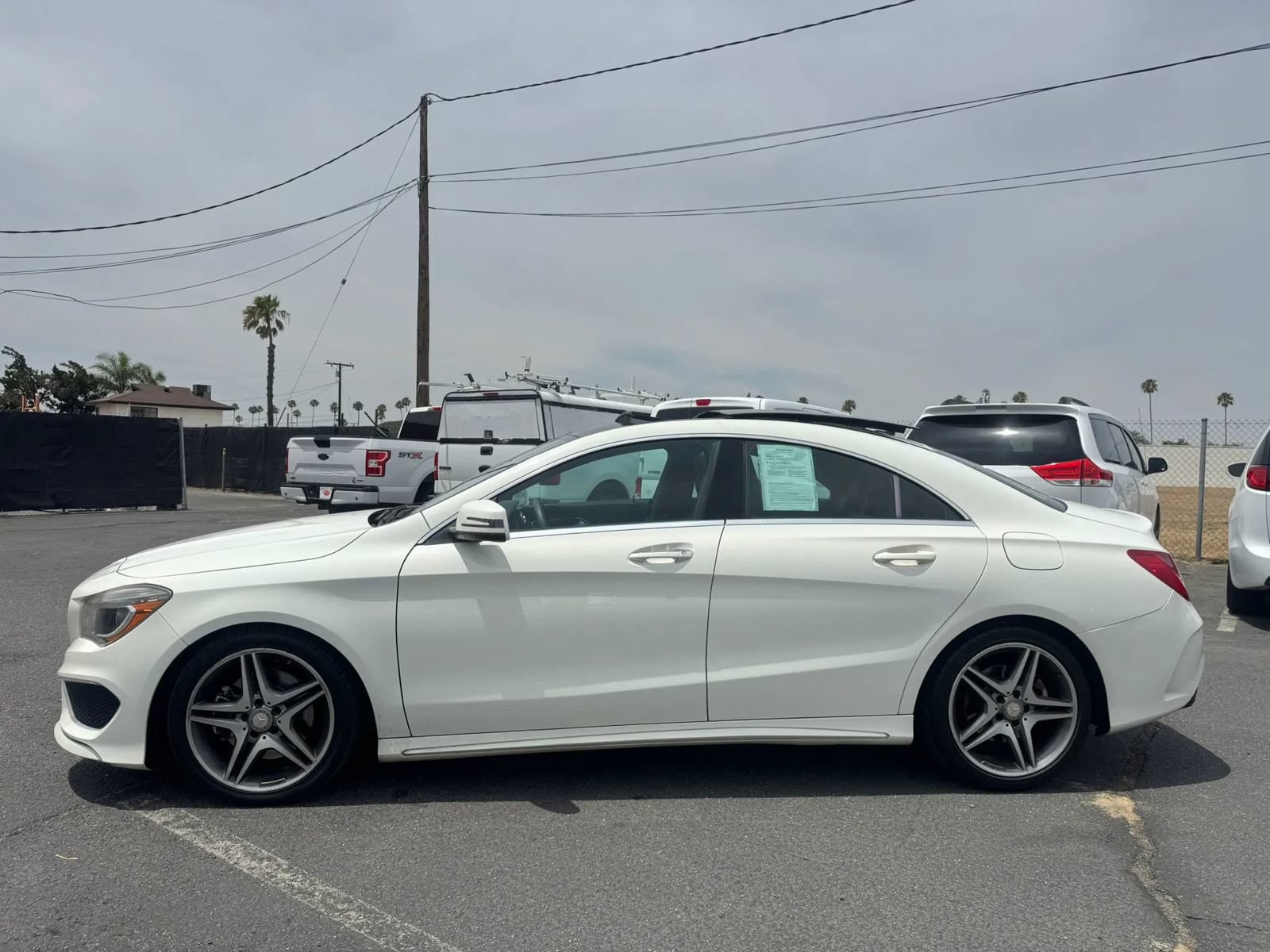 Used 2014 Mercedes-Benz CLA 250 image 2