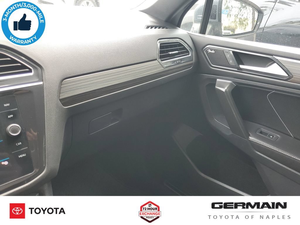 Used 2022 Volkswagen Tiguan SEL R-Line AWD/4WD image 34