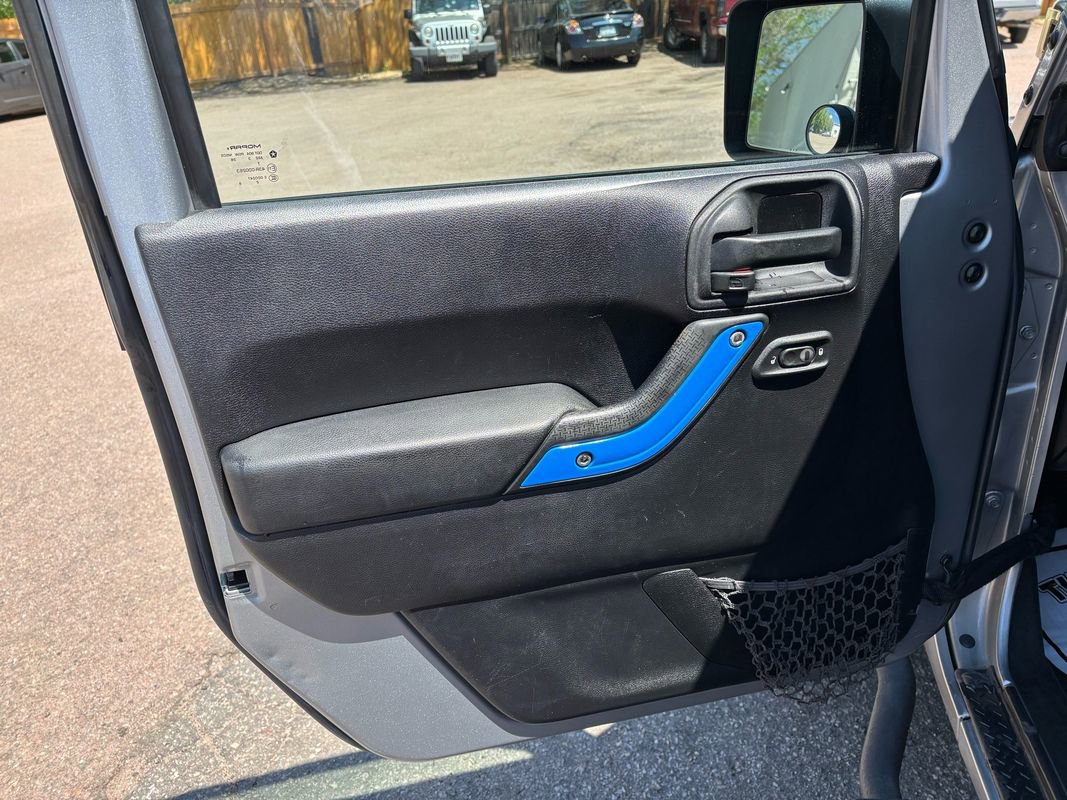 Used 2014 Jeep Wrangler Sahara w/ Connectivity Group image 10