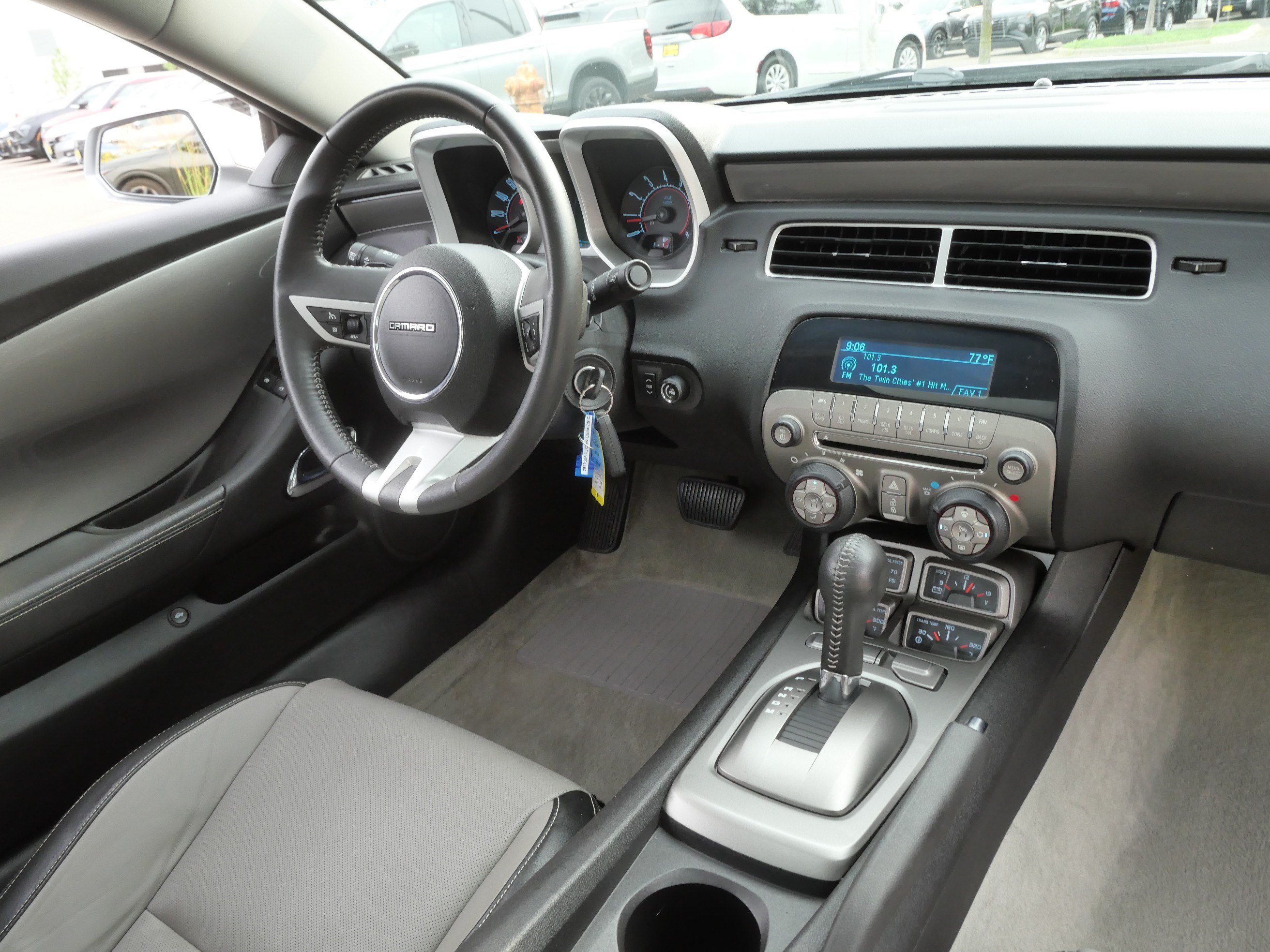 Used 2011 Chevrolet Camaro LT RWD image 9