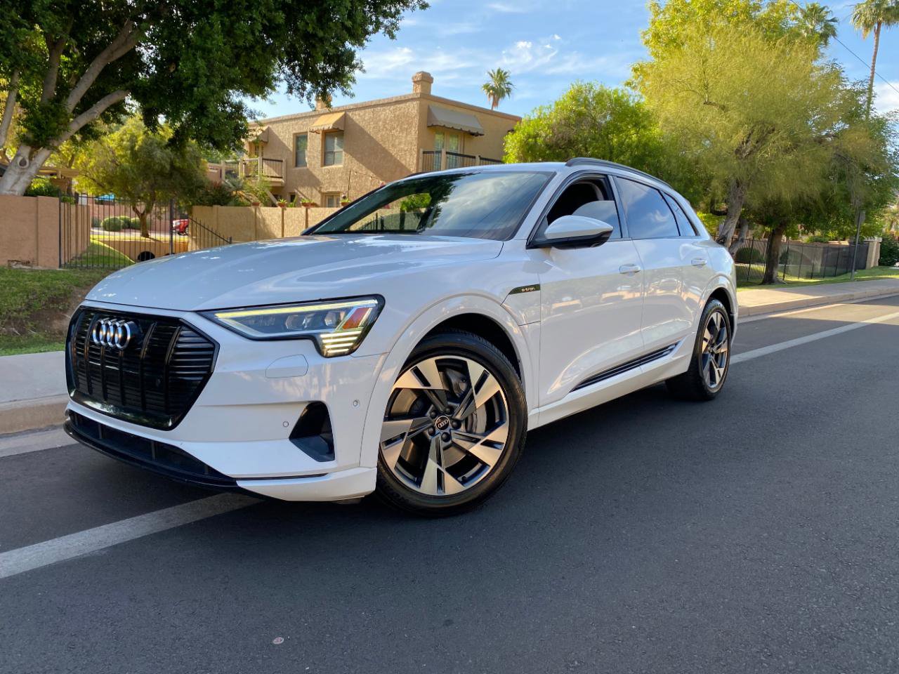 Used 2021 Audi e-tron Premium w/ Convenience Plus Package AWD/4WD image 67