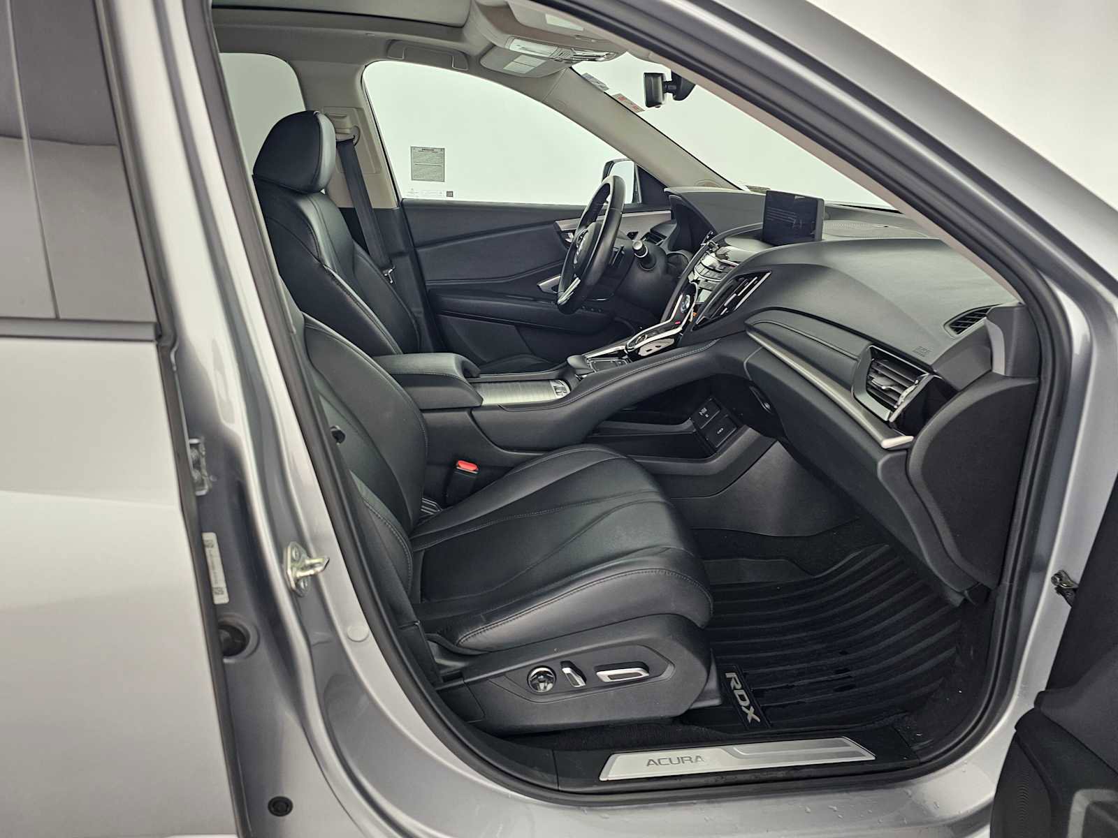 Used 2019 Acura RDX image 10