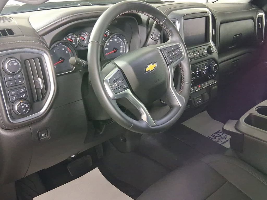 Used 2023 Chevrolet Silverado 2500 LTZ image 8
