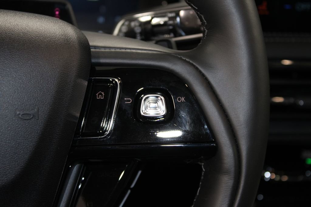 New 2026 Lincoln Corsair Reserve image 37