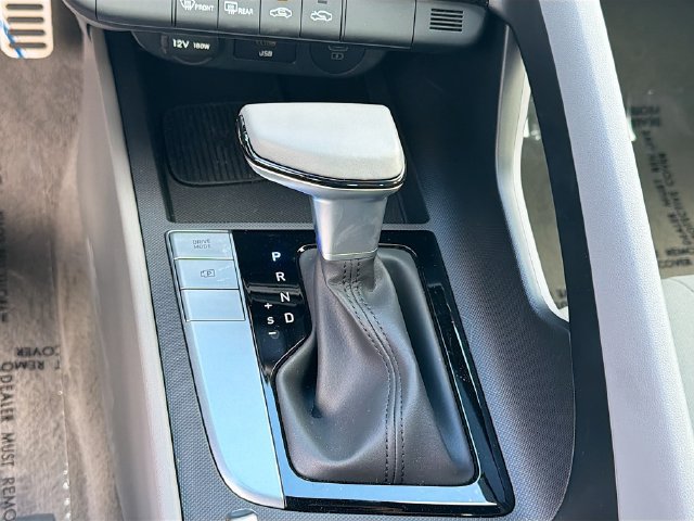Certified 2026 Hyundai Elantra Sport FWD image 17