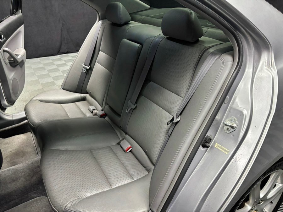 Used 2005 Acura TSX image 35