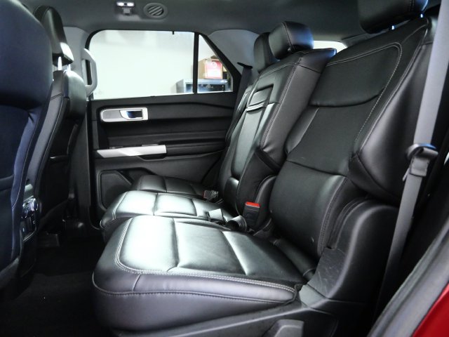 Certified 2021 Ford Explorer Limited AWD/4WD image 13