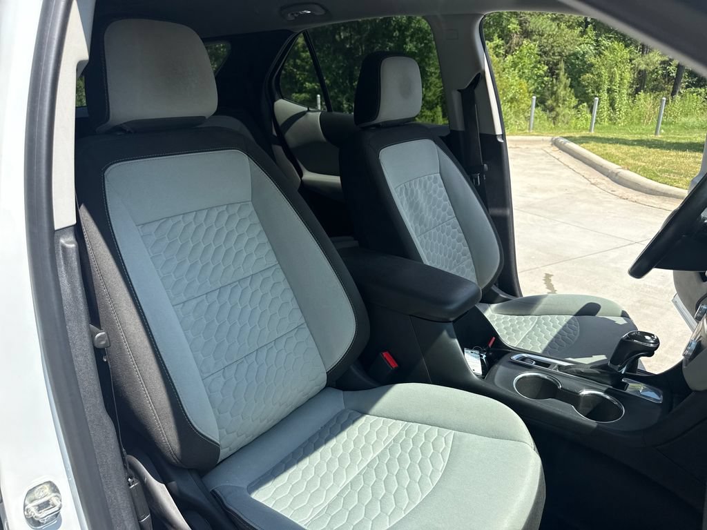 Used 2019 Chevrolet Equinox LT FWD image 34