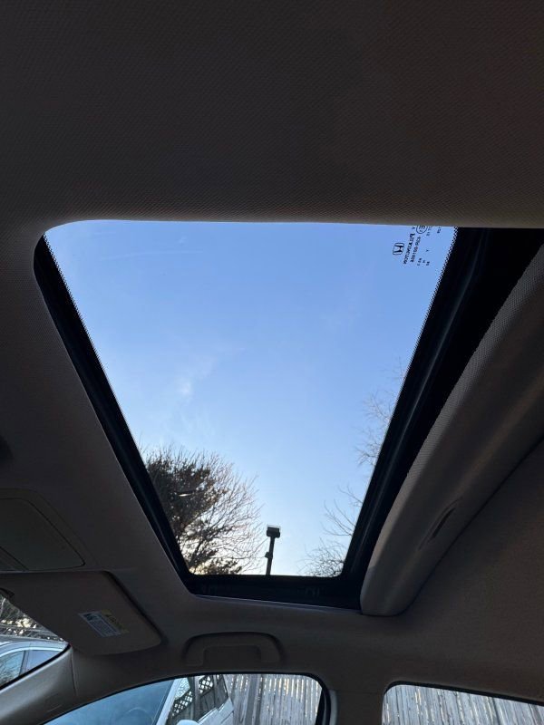 Used 2015 Honda Accord EX-L image 12