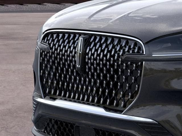 New 2026 Lincoln Aviator AWD image 17