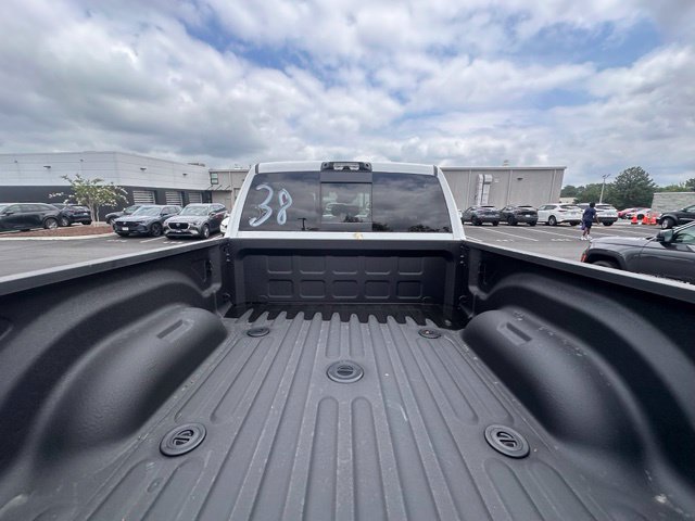 New 2026 RAM 2500 Laramie AWD/4WD image 12