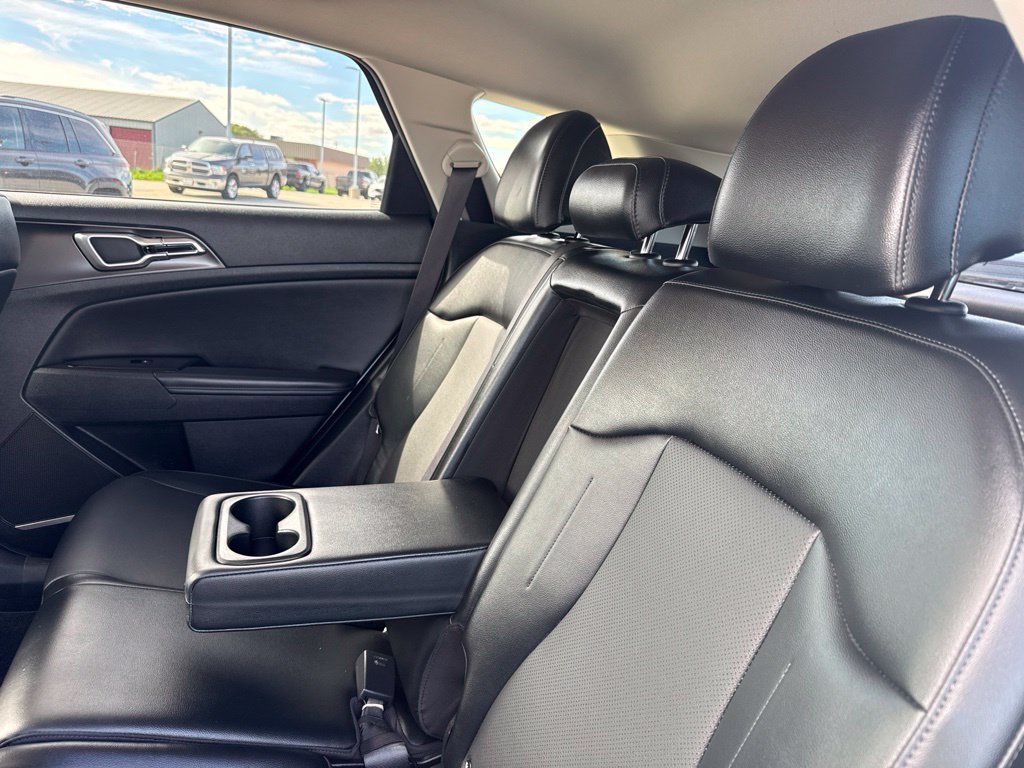 Used 2023 Kia Sportage EX FWD image 27