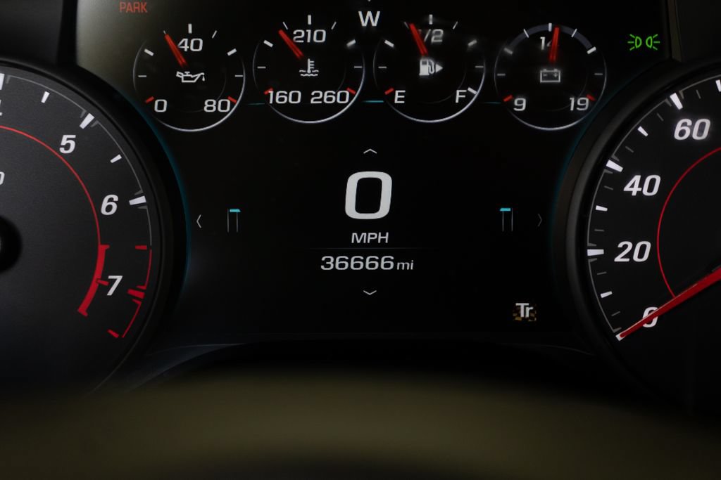 Used 2018 Chevrolet Camaro SS RWD image 29