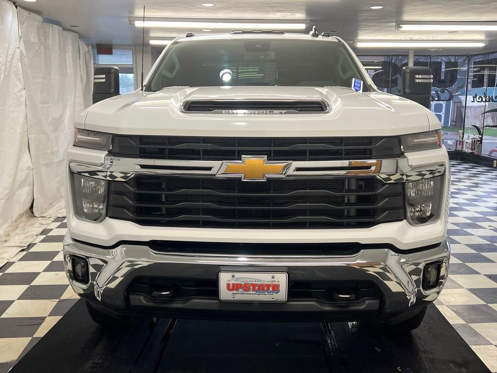 Used 2024 Chevrolet Silverado 2500 LT AWD/4WD video 2