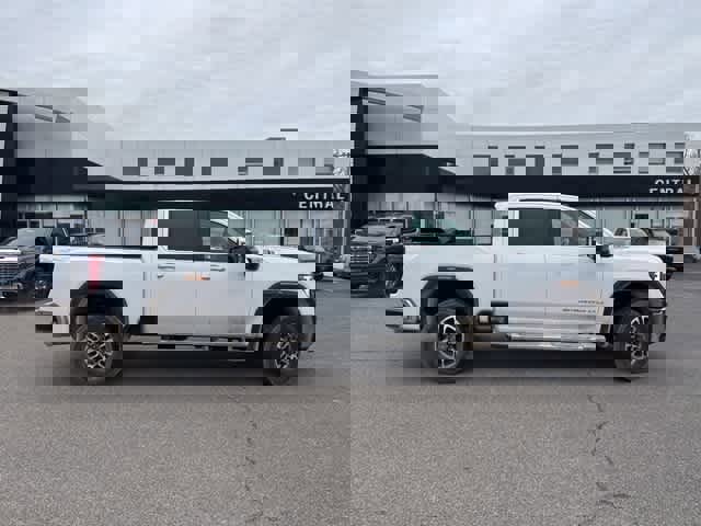 New 2026 GMC Sierra 2500 SLT w/ SLT Premium Package image 8