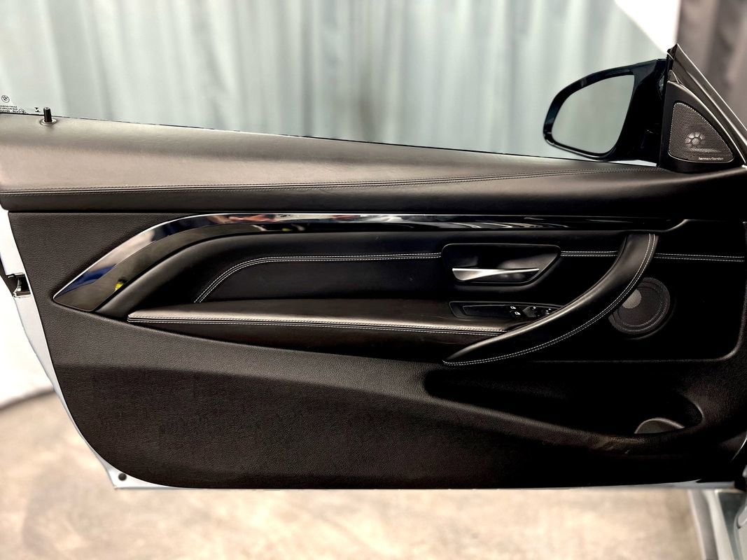 Used 2017 BMW M4 Coupe w/ Executive Package image 31