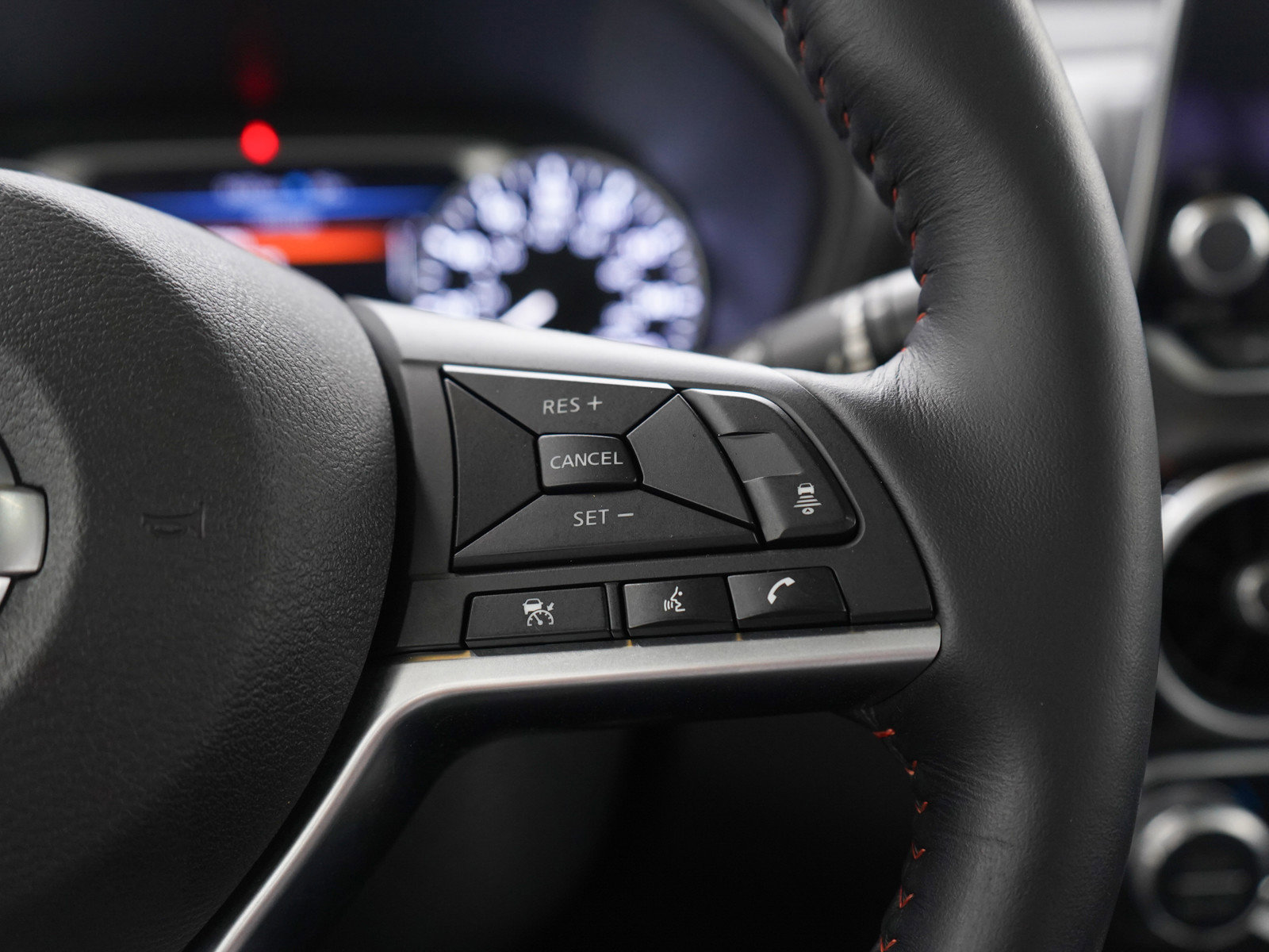 Used 2020 Nissan Sentra SR w/ Premium Package image 25