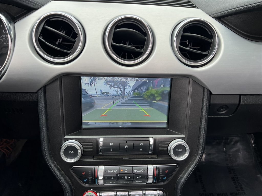 Used 2017 Ford Mustang Premium image 29