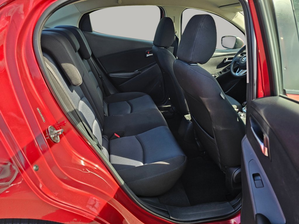 Used 2017 Toyota Yaris iA FWD image 23