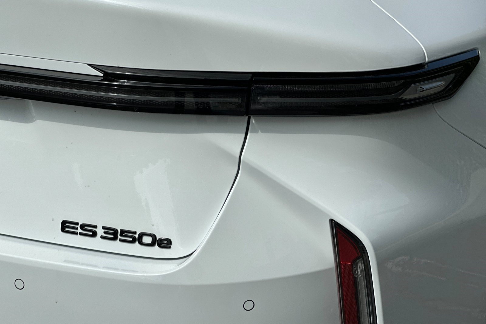 New 2026 Lexus ES 350e w/ Convenience Package FWD image 25